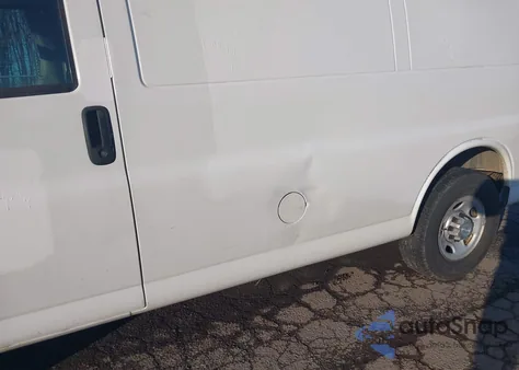 2017 Chevrolet Express 2500 Work Van from USA, damaged, VIN 1GCWGAFF2H1273647